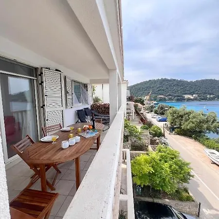דירה Terrace With Panoramic Seaview אובלי
